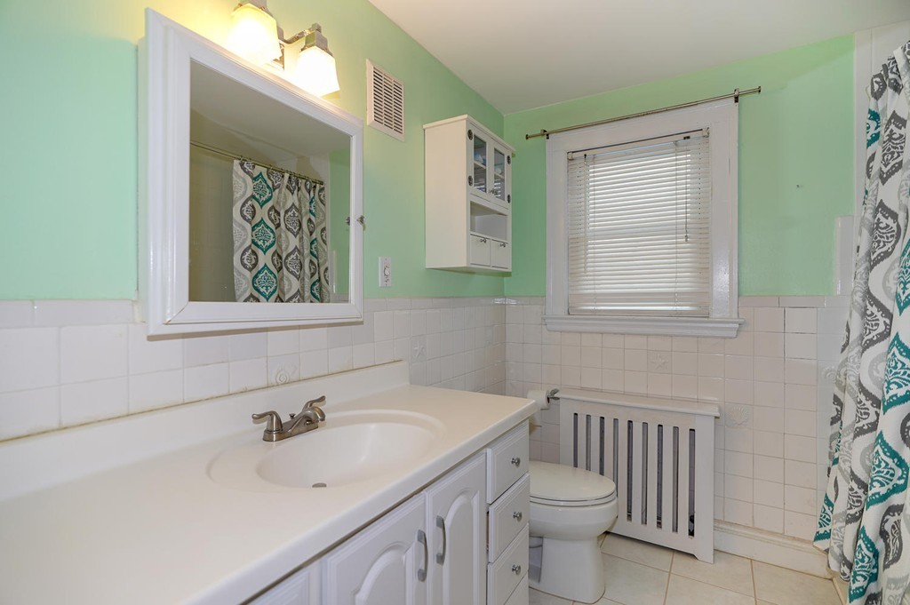 133 Parmenter Road, Unit 133 Newton, MA 02465 - Photo 15 of 24 Gallery Image 15