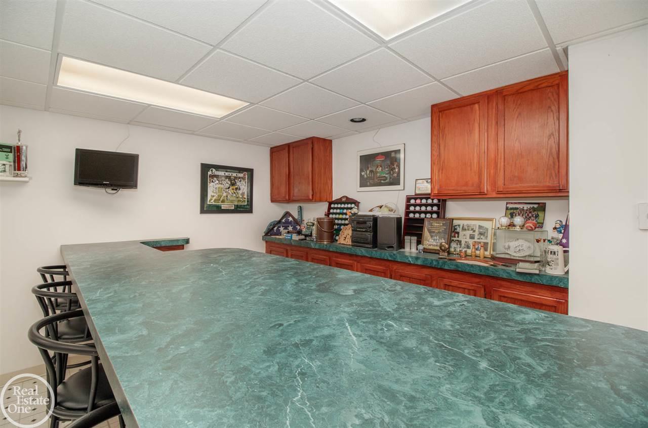 10971 Chicago Road Warren, MI 48093 - Photo 27 of 45