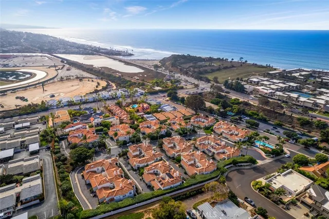 $2,465,900 | 876 Cofair Court, Solana Beach, CA 92075