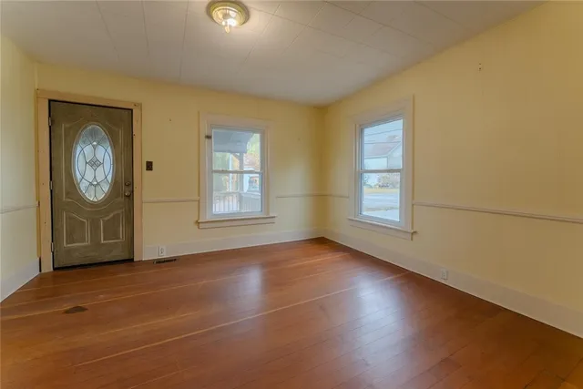 $99,900 | 36 Warden Street, Bath, NY 14810