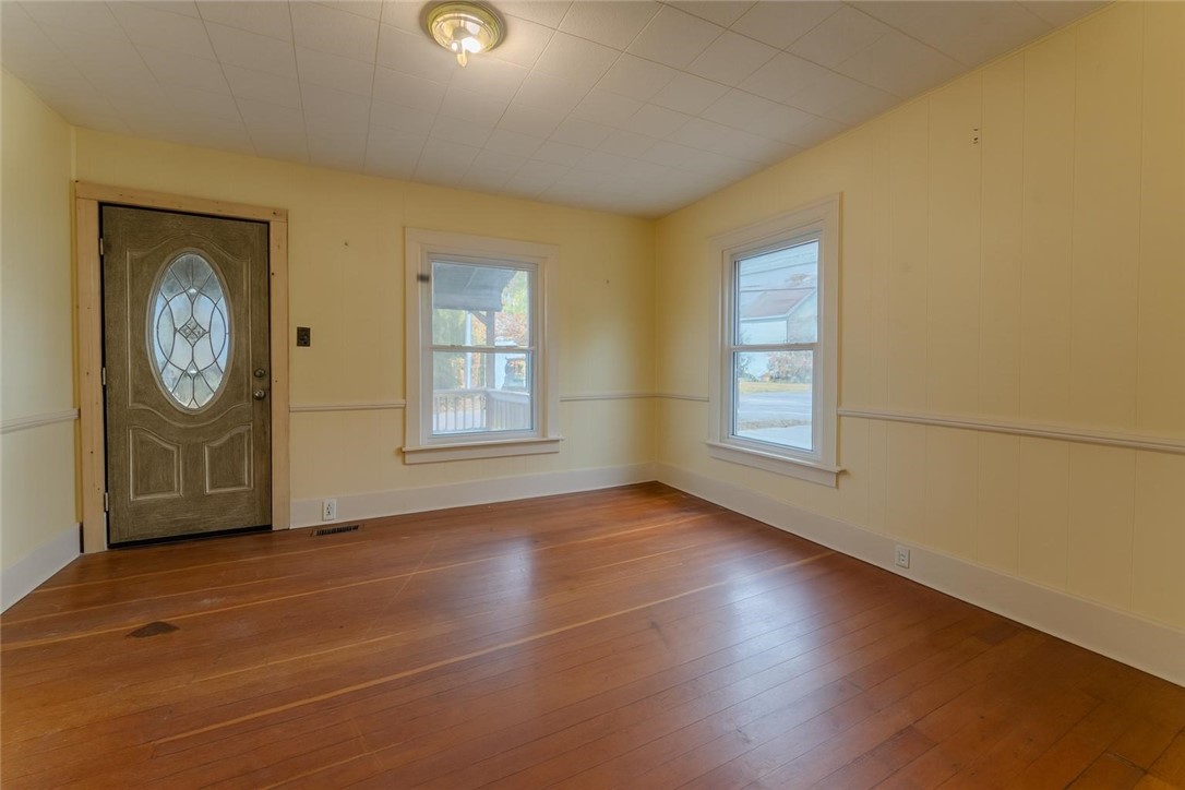 36 Warden Street Bath, NY 14810 - Photo 8 of 20