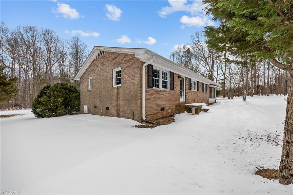 6416 Patterson Road Snow Camp, NC 27349 - Photo 4 of 32 Front Left