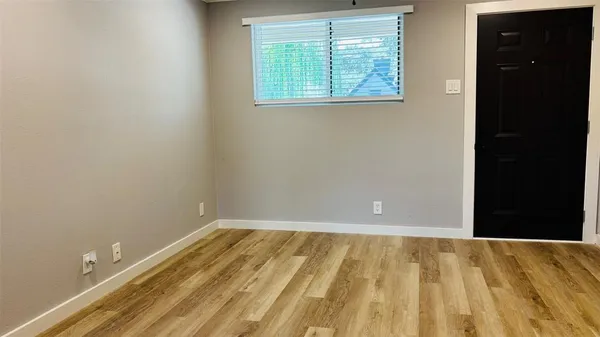 $1,350 | 4603 Junius Street, Unit 6, Dallas, TX 75246