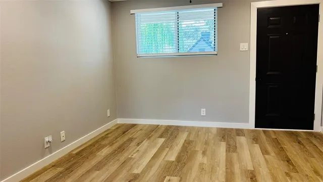 $1,350 | 4603 Junius Street, Unit 6, Dallas, TX 75246