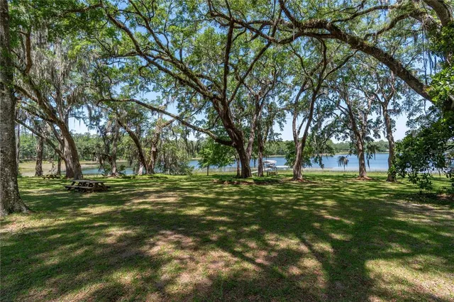 $1,395,000 | 943 County Road 21, Hawthorne, FL 32640