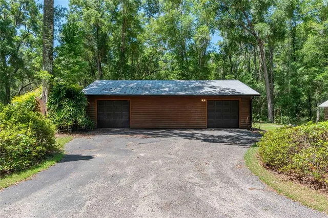 $1,395,000 | 943 County Road 21, Hawthorne, FL 32640