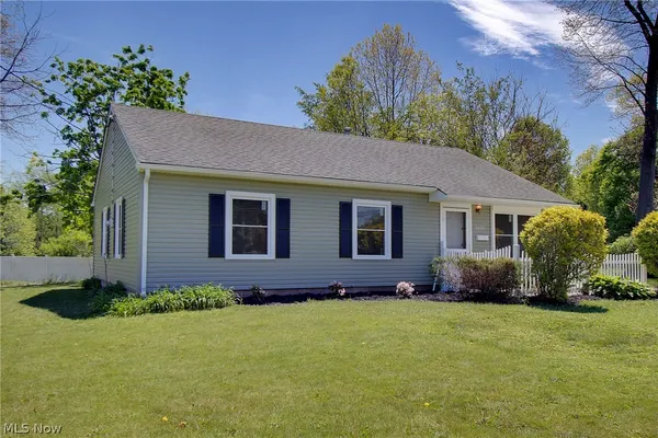 $189,900 | 2650 Center Avenue, Alliance, OH 44601