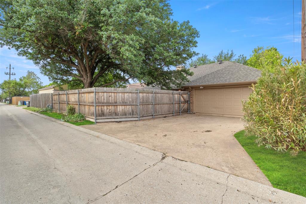 1104 Timberbend Trail Allen, TX 75002 - Photo 29 of 32