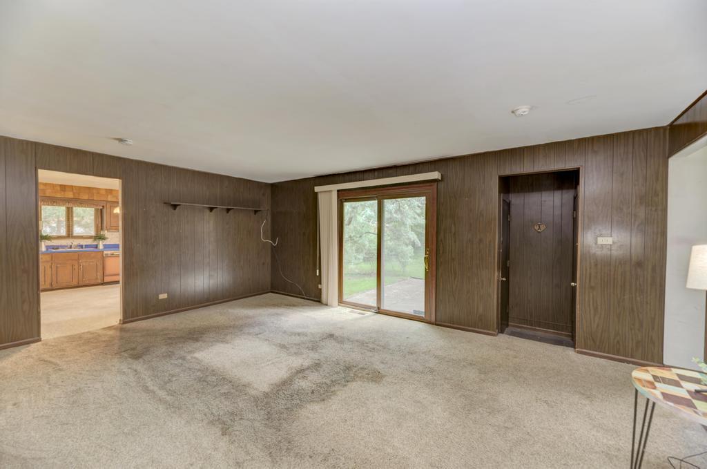 8017 Sawyer Road Darien, IL 60561 - Photo 15 of 35
