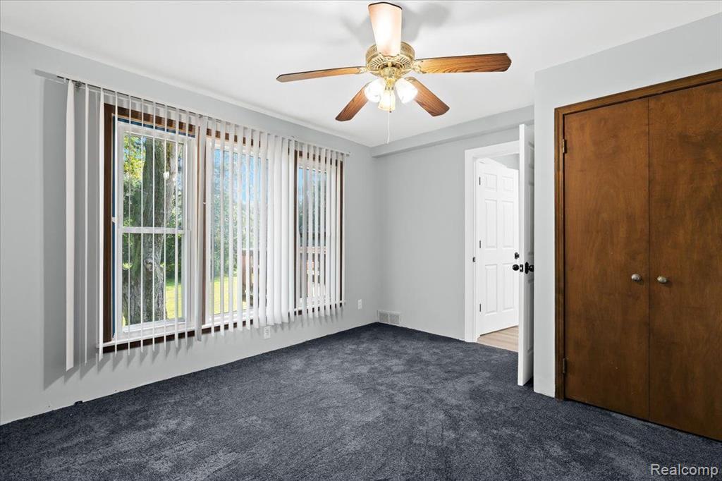31354 Evergreen Road Beverly Hills, MI 48025 - Photo 21 of 39