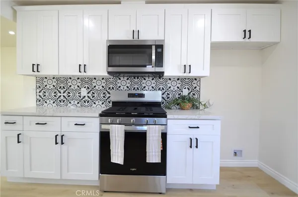 $724,999 | 551 West 101st Street, Los Angeles, CA 90044