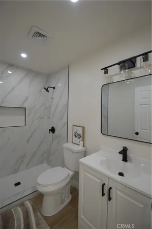 $724,999 | 551 West 101st Street, Los Angeles, CA 90044