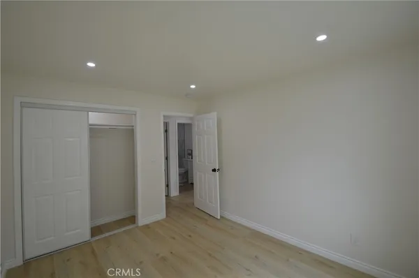 $724,999 | 551 West 101st Street, Los Angeles, CA 90044