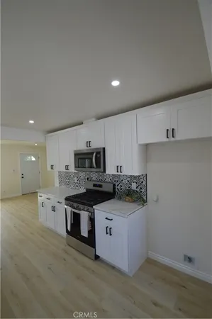 $724,999 | 551 West 101st Street, Los Angeles, CA 90044