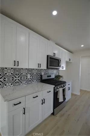 $724,999 | 551 West 101st Street, Los Angeles, CA 90044