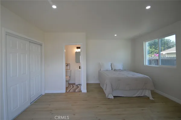 $724,999 | 551 West 101st Street, Los Angeles, CA 90044