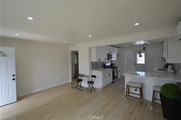 $724,999 | 551 West 101st Street, Los Angeles, CA 90044