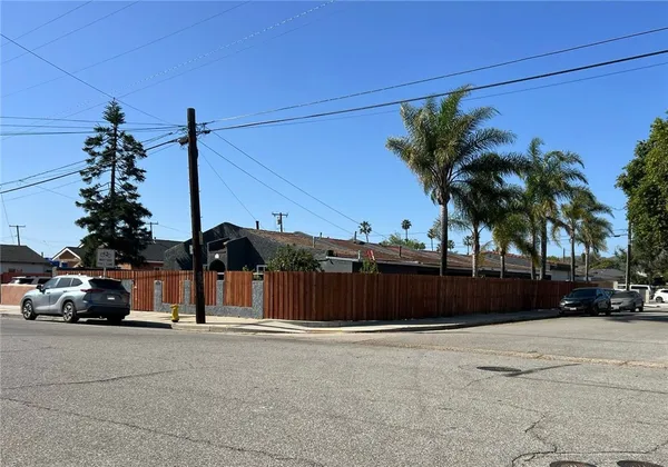 $1,130,000 | 11393 Azahar Street, Ventura, CA 93004