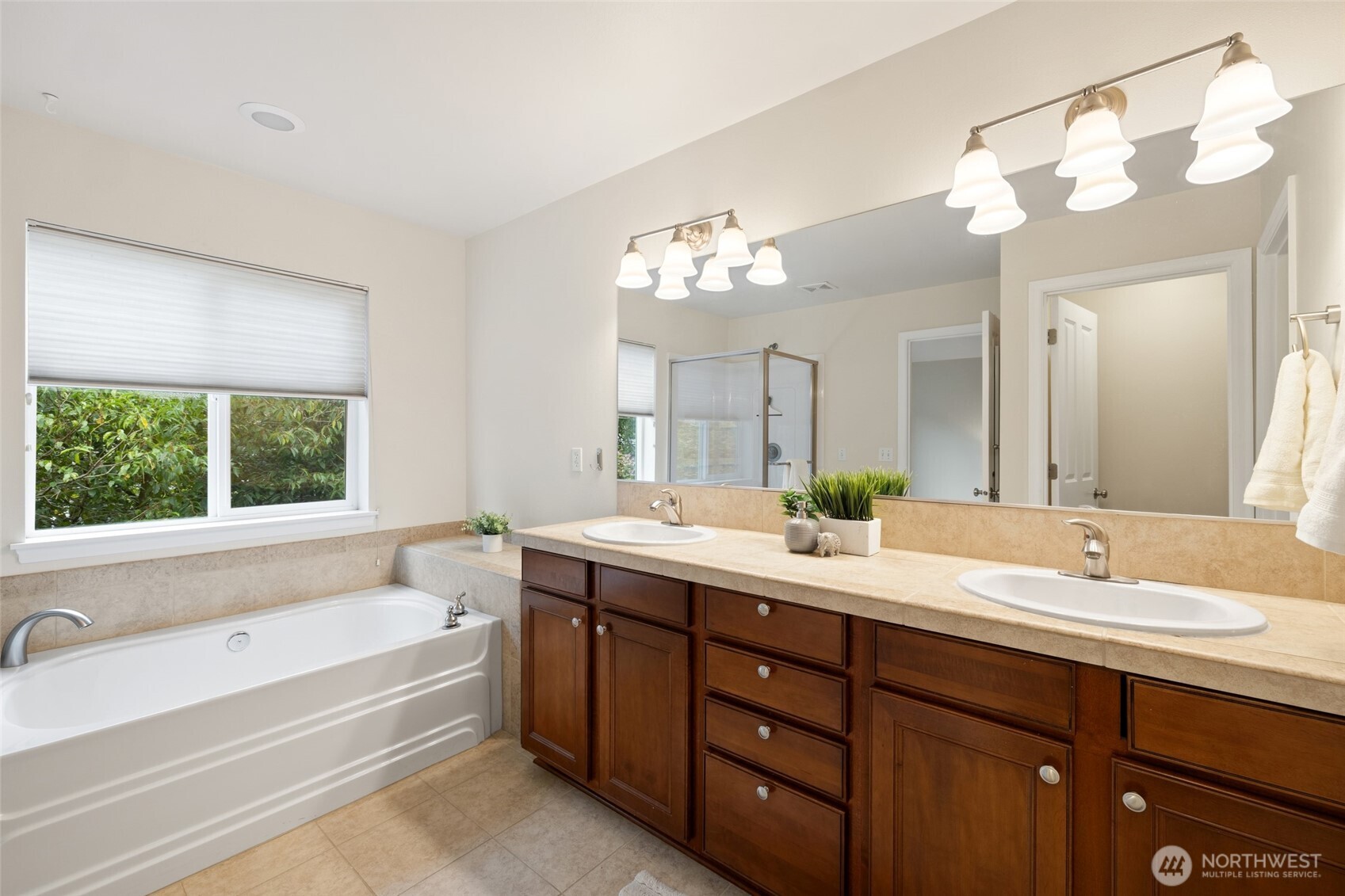 18024 29th Drive Southeast Bothell, WA 98012 - Photo 19 of 35 Gallery Image 19