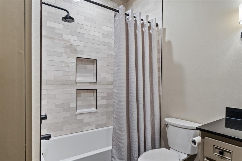 120 Meandering Way Mabank, TX 75156 - Photo 22 of 26