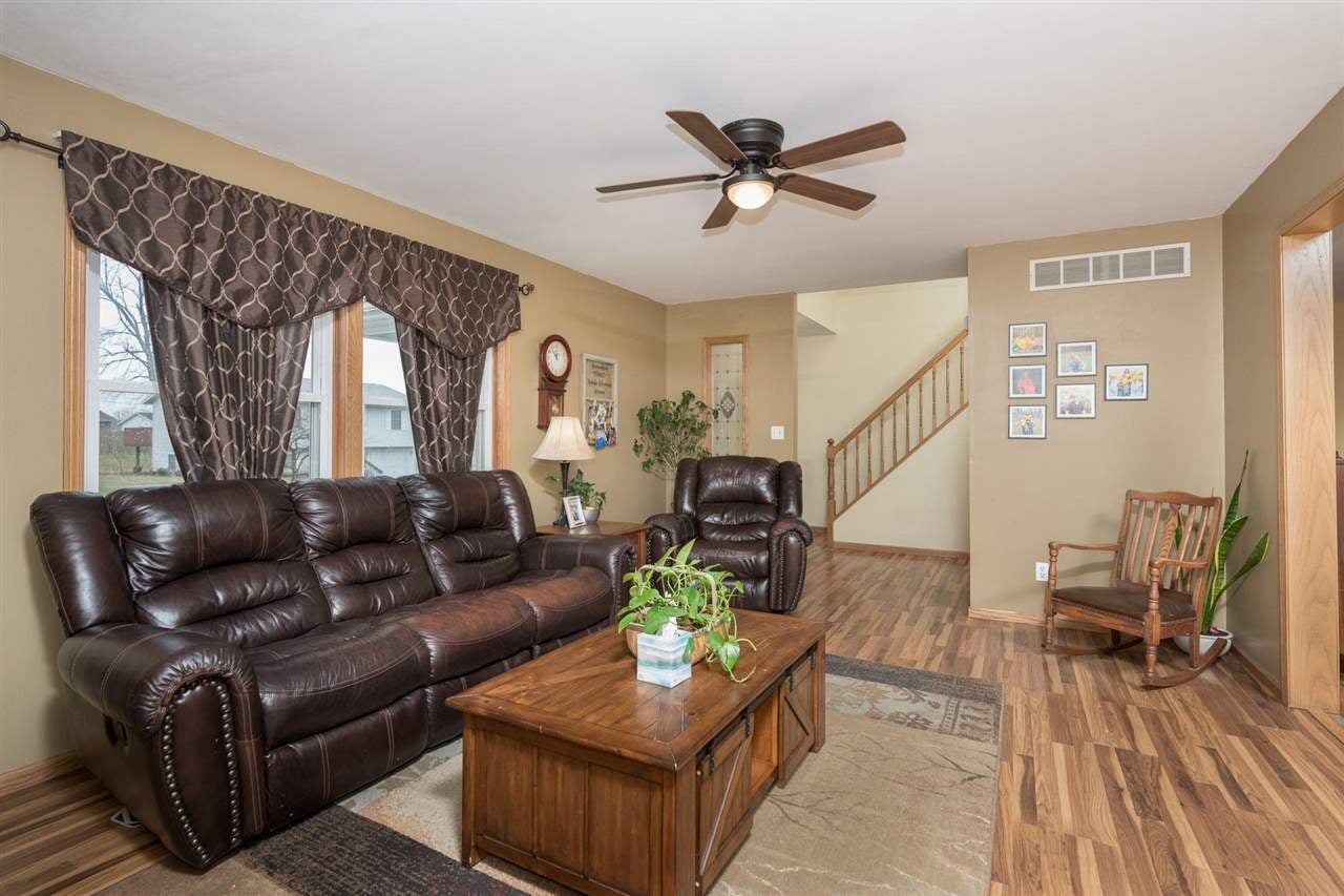 115 Kleopfer Avenue Riverside, IA 52327 - Photo 8 of 52 Gallery Image 8