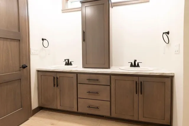 $519,900 | 3715 Westpoint Road, Suamico, WI 54313