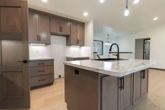 $519,900 | 3715 Westpoint Road, Suamico, WI 54313