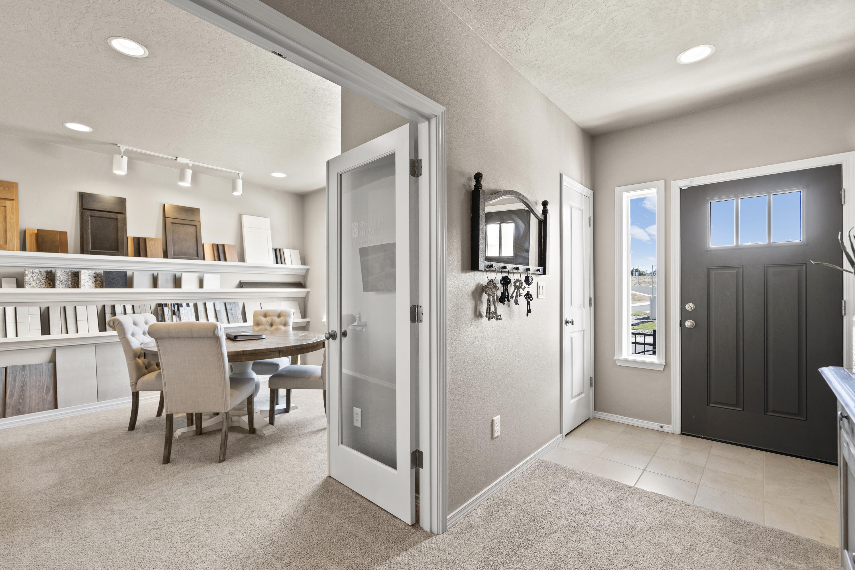 780 North McKinney Rnch Road, Unit LOT #125 Sisters, OR 97759 - Photo 2 of 21 Hudson - Entryway 2