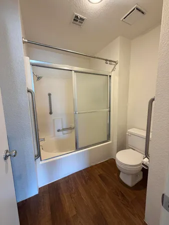 $2,200 | 505 South Farrell Drive, Unit R112, Palm Springs, CA 92264