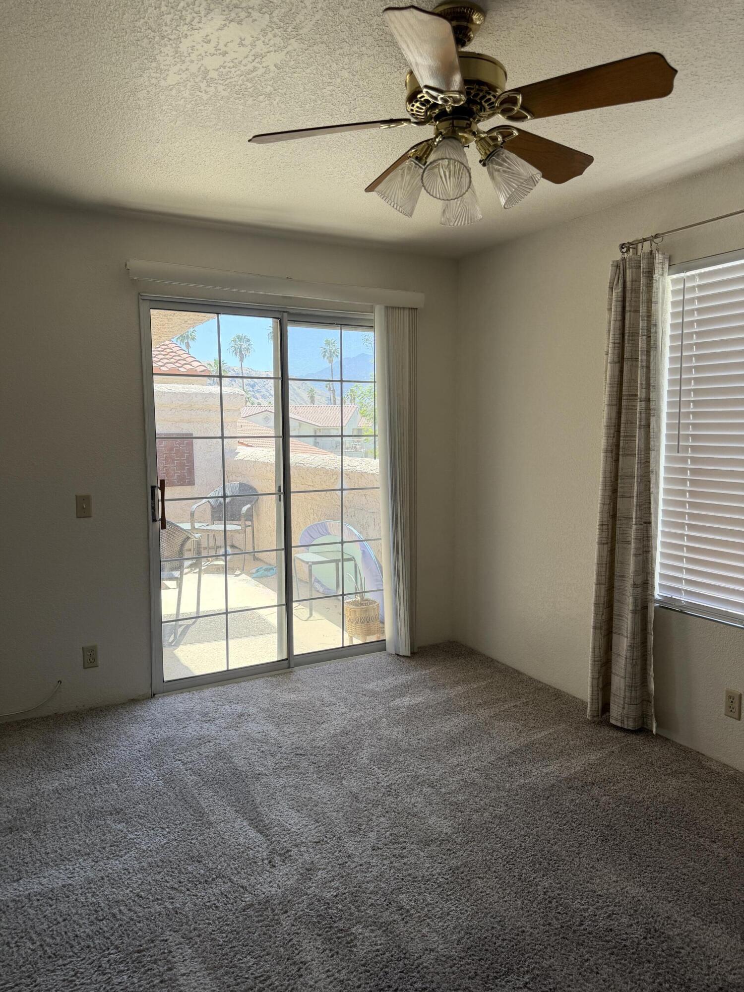 505 South Farrell Drive, Unit R112 Palm Springs, CA 92264 - Photo 16 of 19 Guest bedroom