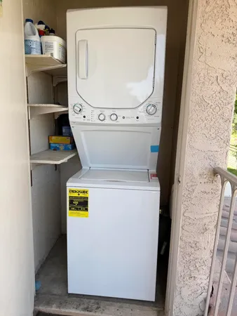 $2,200 | 505 South Farrell Drive, Unit R112, Palm Springs, CA 92264