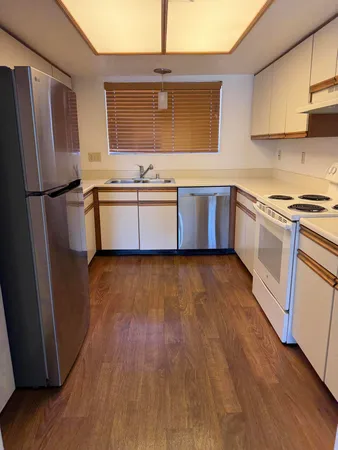 $2,200 | 505 South Farrell Drive, Unit R112, Palm Springs, CA 92264