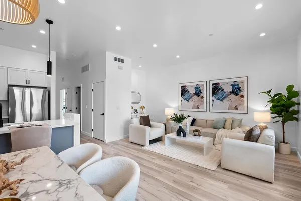 $919,000 | 889 McLellan Drive, Unit 206, South San Francisco, CA 94080
