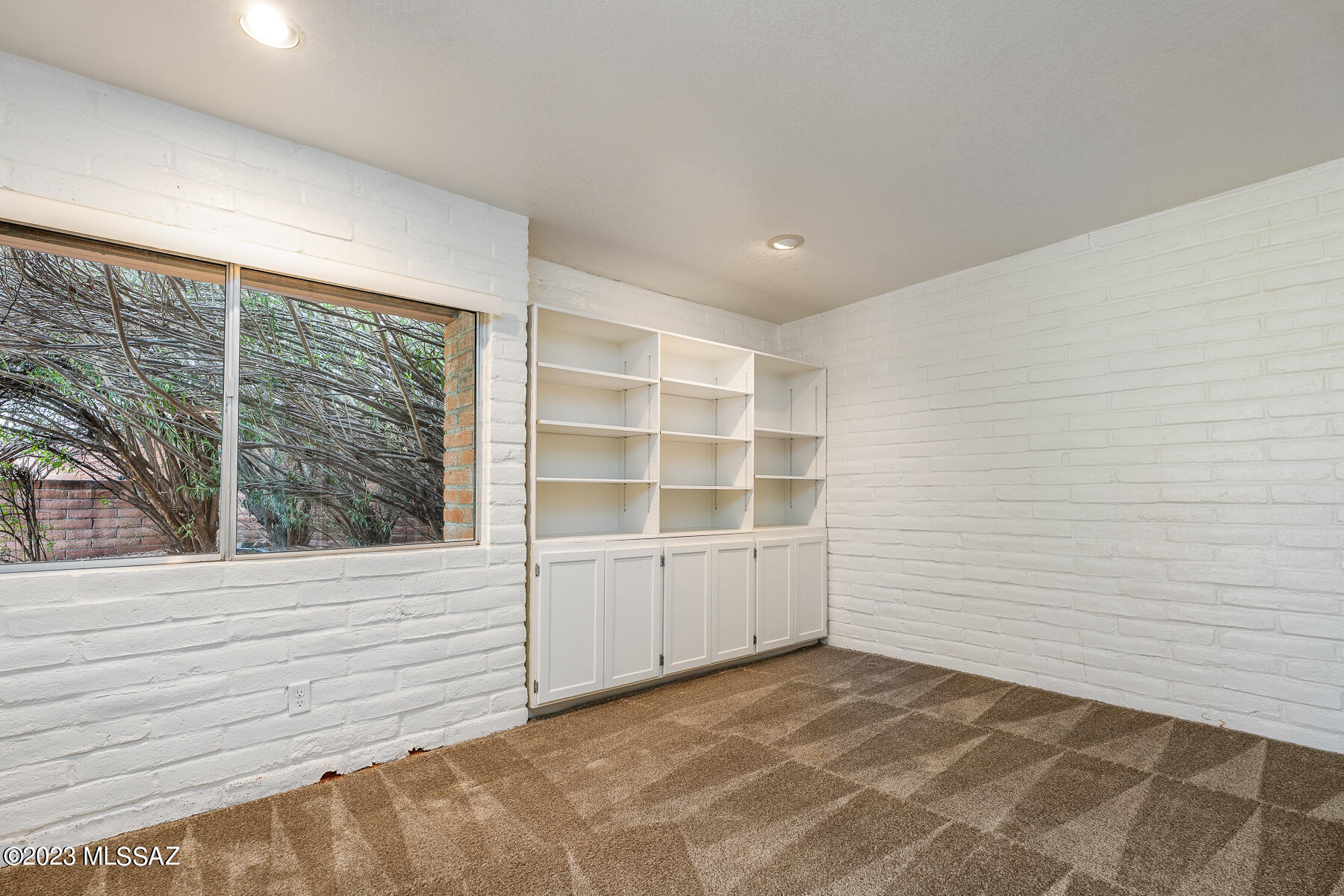 6942 North Table Mountain Road Tucson, AZ 85718 - Photo 29 of 43
