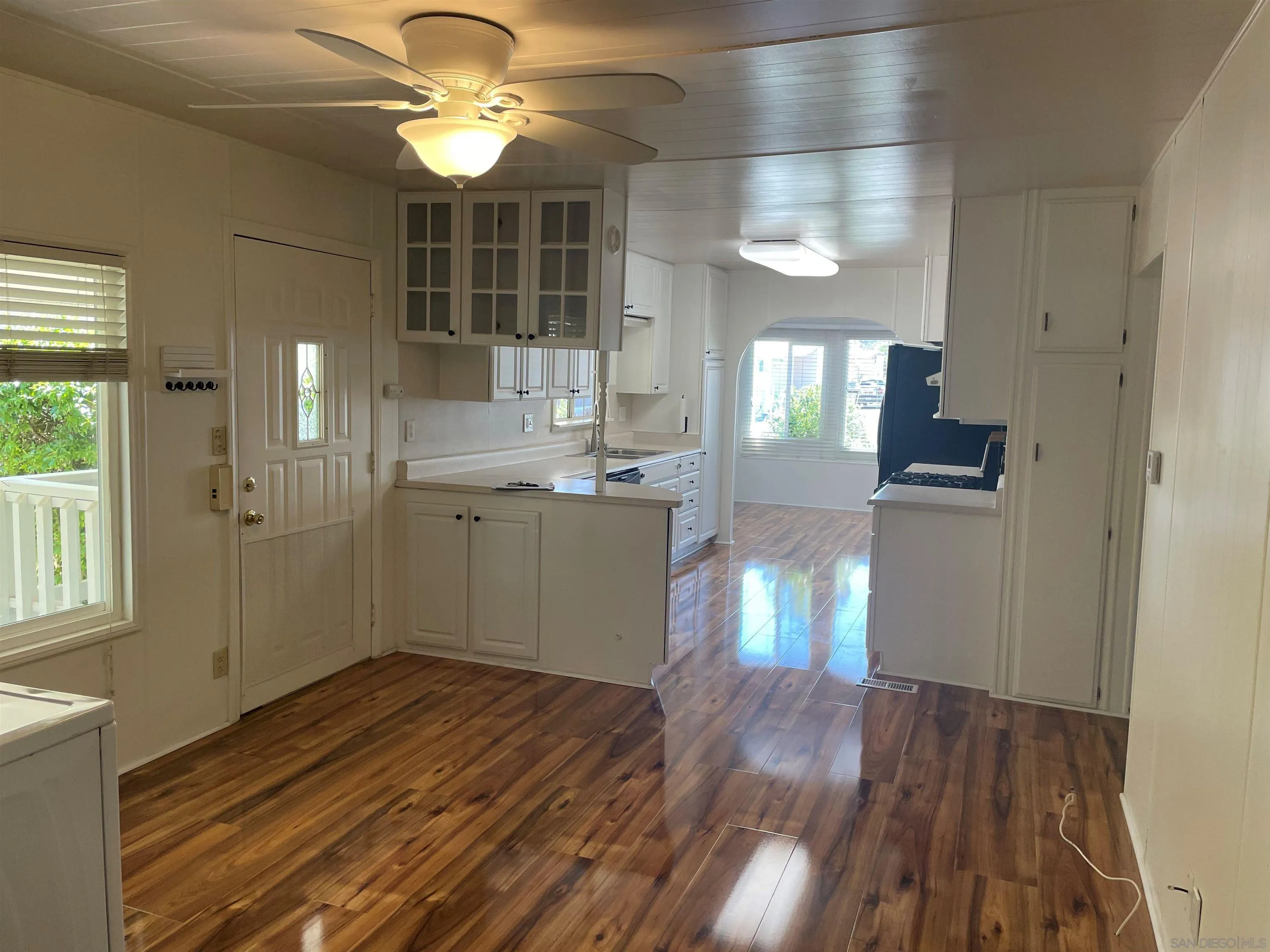 1120 East Mission Road, Unit 39 Fallbrook, CA 92028 - Photo 2 of 11