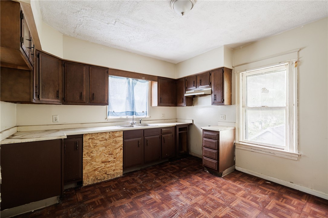 55 Austin Street Rochester, NY 14606 - Photo 23 of 32