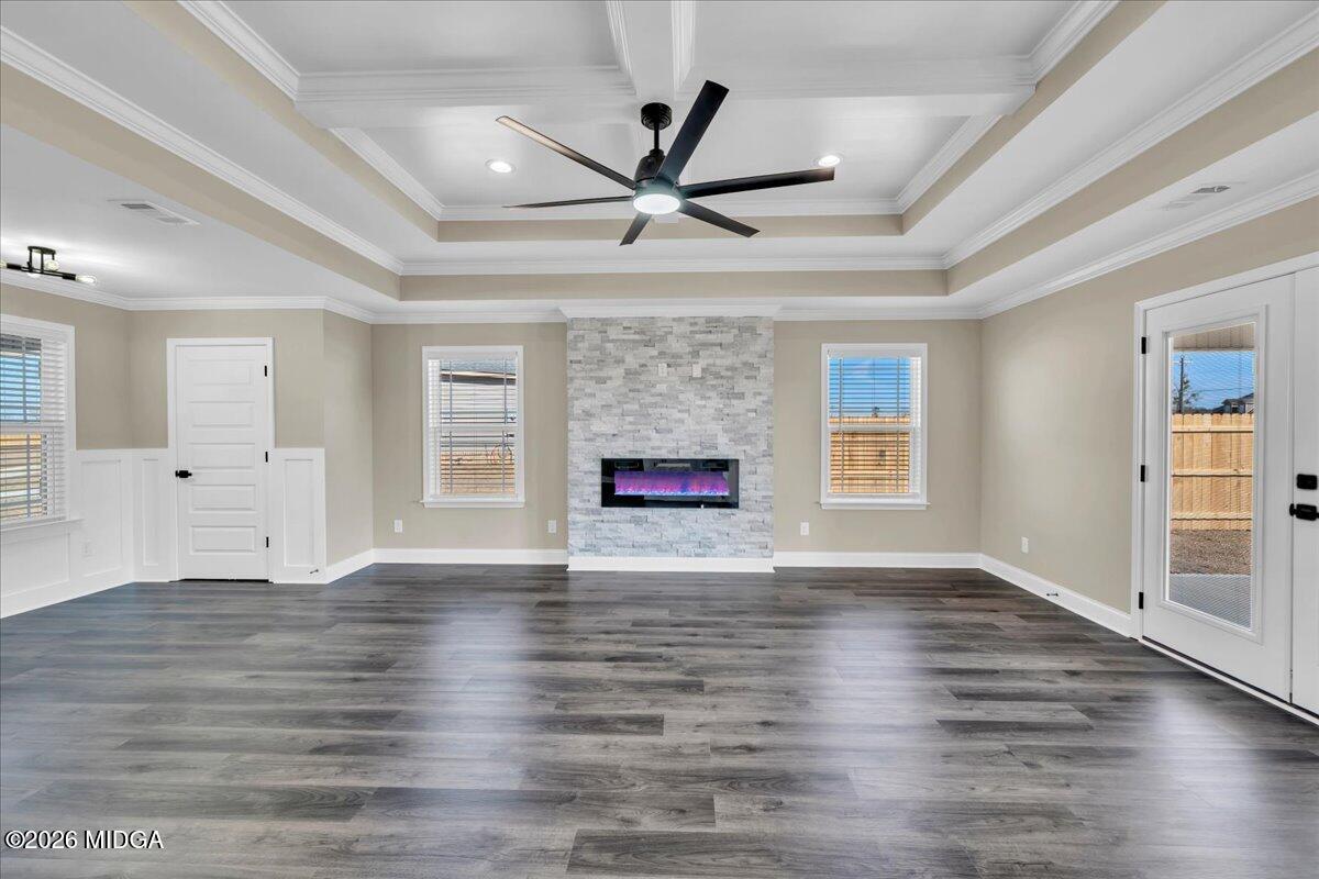 103 Early Drive Byron, GA 31008 - Photo 11 of 56 13 - Living Room 6