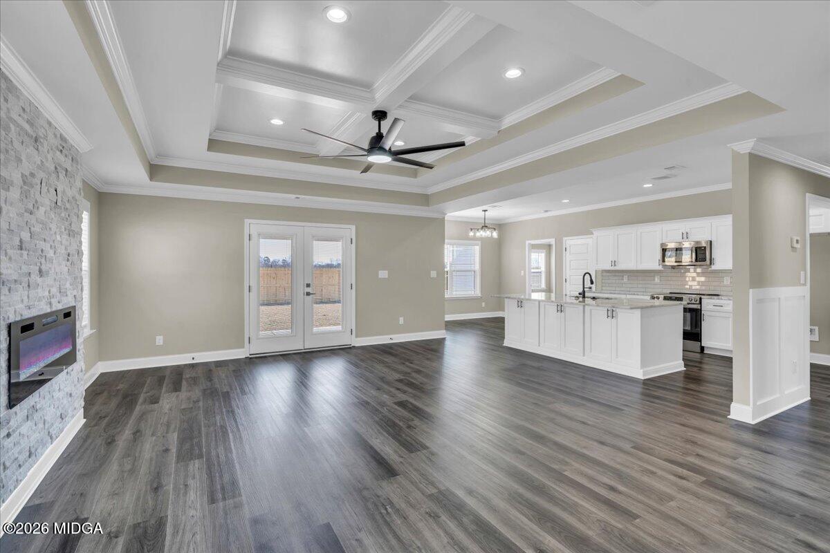 103 Early Drive Byron, GA 31008 - Photo 7 of 56 9 - Living Room 2