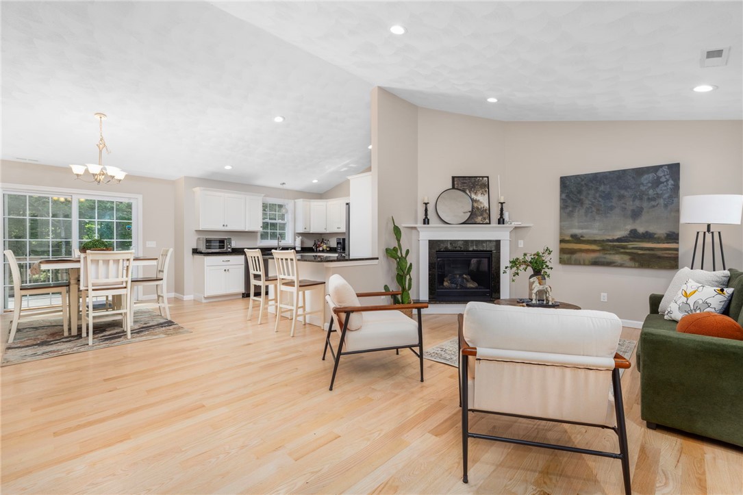 301 Ledge Road Coventry, RI 02816 - Photo 6 of 46 Gallery Image 6