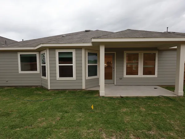 $335,990 | 1329 Blue Moon Lane, La Marque, TX 77568