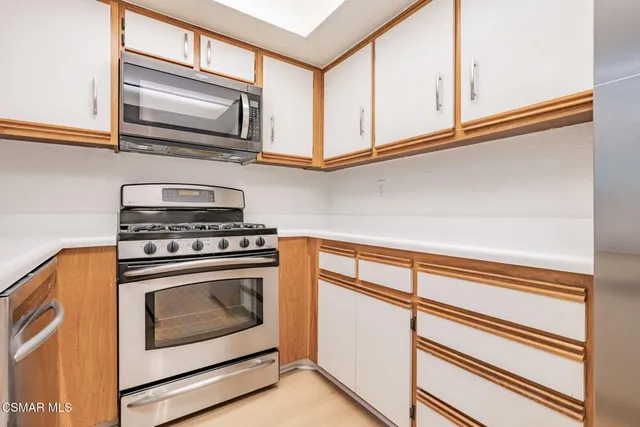 $479,900 | 1165 Fitzgerald Road, Unit G, Simi Valley, CA 93065