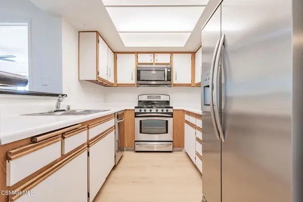 $469,900 | 1165 Fitzgerald Road, Unit G, Simi Valley, CA 93065