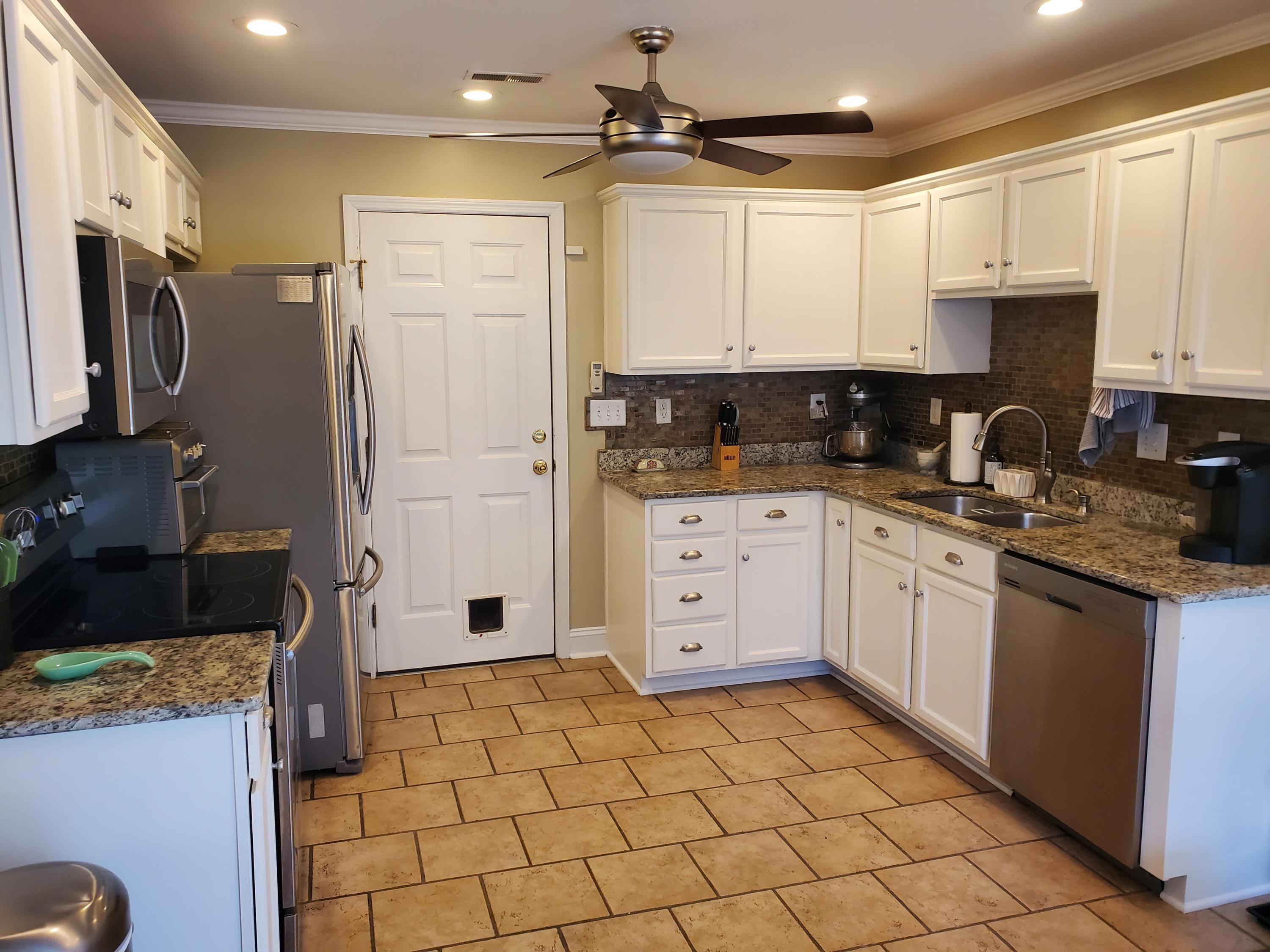 2946 Ashley River Road Charleston, SC 29414 - Photo 4 of 15 3