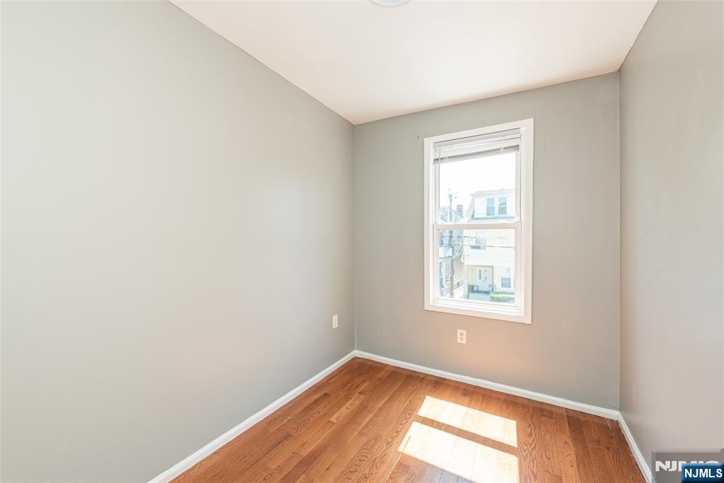 145 Alexander Street Newark, NJ 07106 - Photo 16 of 20