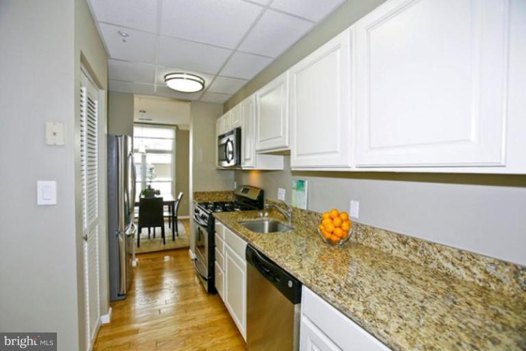 Apartment Kitchen