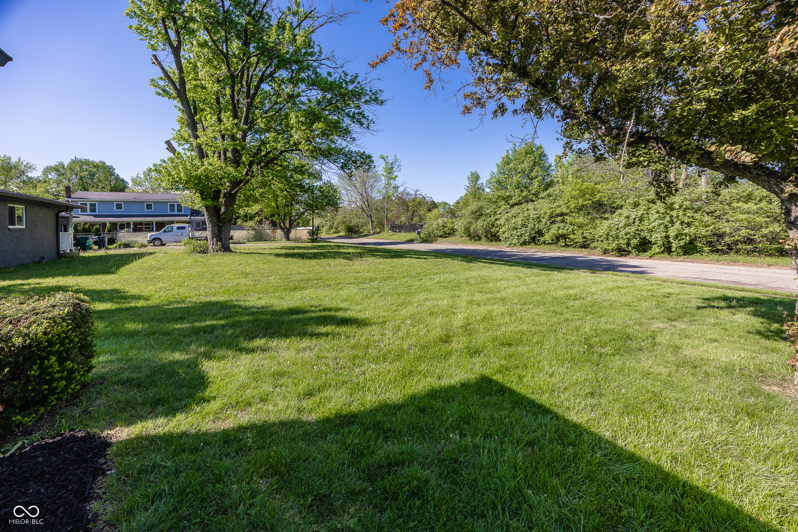 8021 Guion Road Indianapolis, IN 46268 - Photo 5 of 26