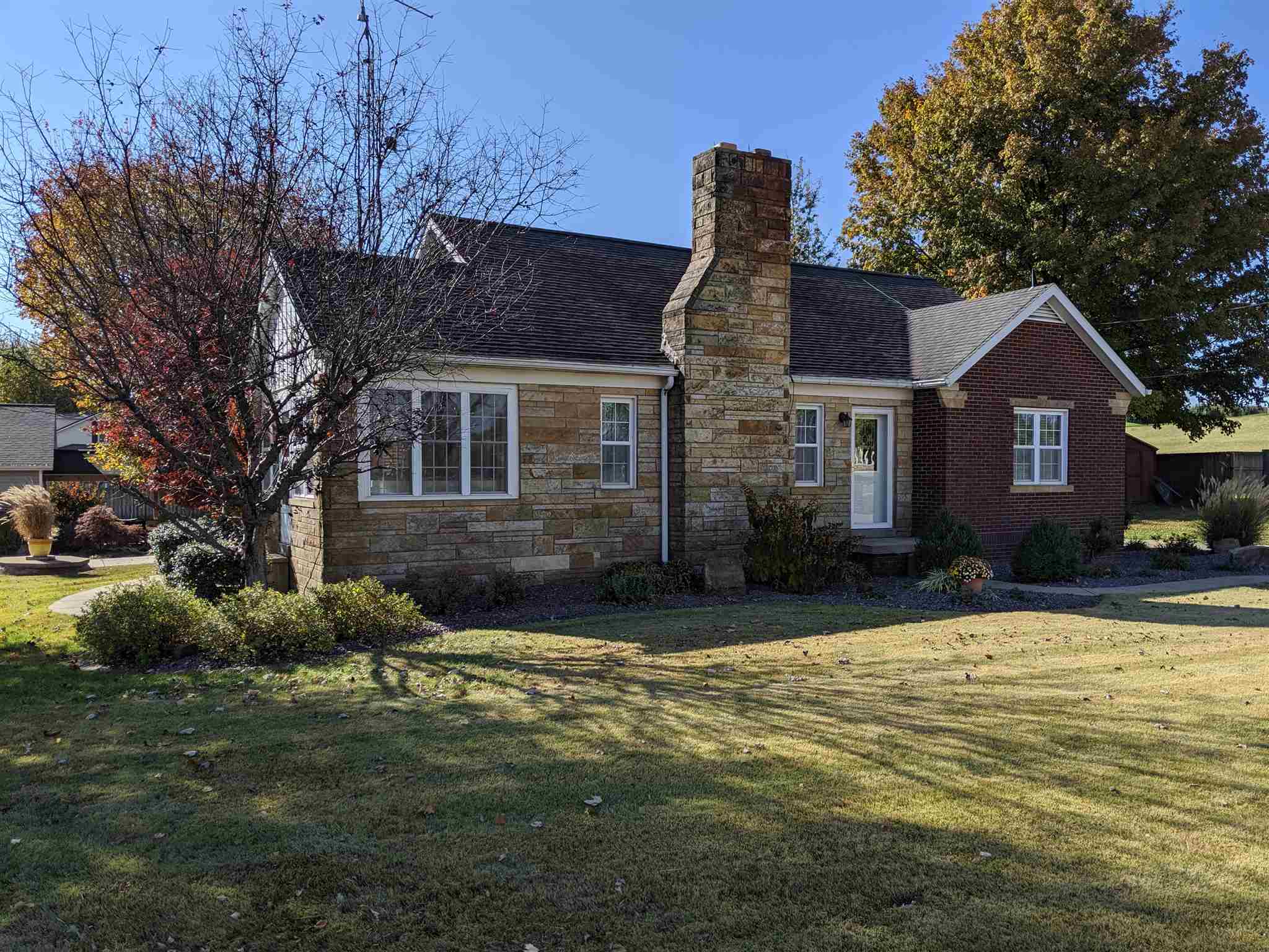 6909 East State Road 62, IN 47556 - Photo 1 of 12 Gallery Image 1