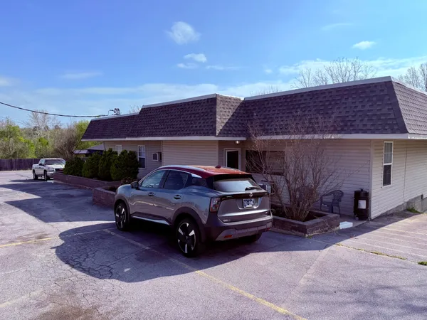 $750,000 | 1815 South Cannon Boulevard, Shelbyville, TN 37160