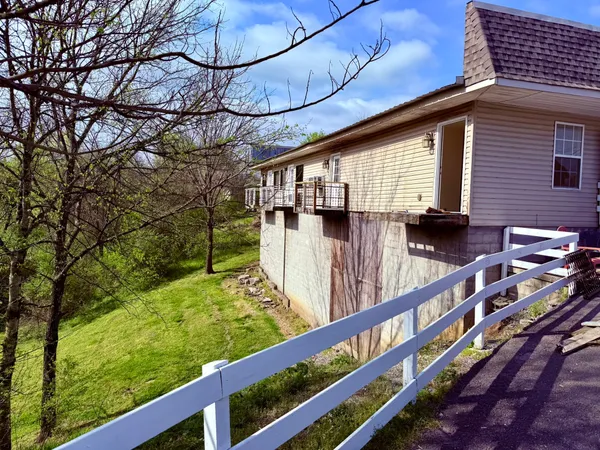 a view of yard from deck