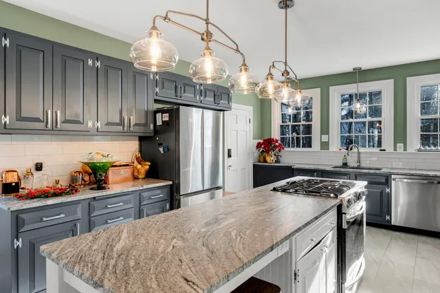 $714,900 | 521 Paris Hill Road, Paris, ME 04281